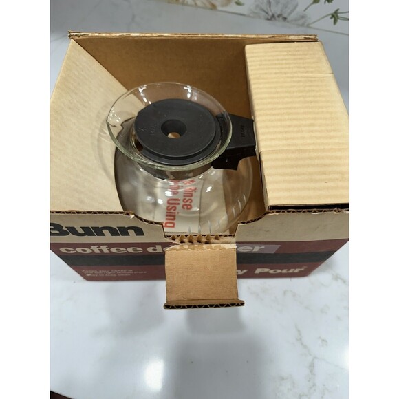 Bunn Coffee Pot Decanter Vintage Genuine Carafe Easy Pour New In Original Box - Picture 4 of 6